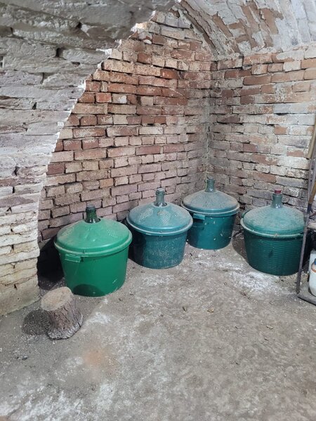 Amarastii de Sus, sat Zvorsca,
